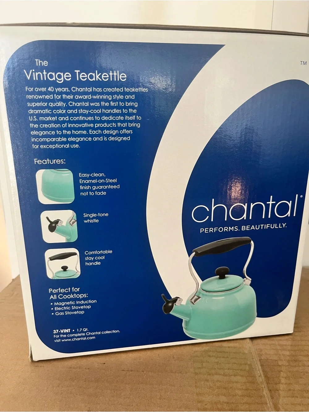Chantal Vintage Teakettle in Aqua